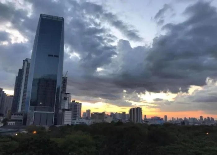 Caspers Cozy - Jazz Residences Tower A 4*